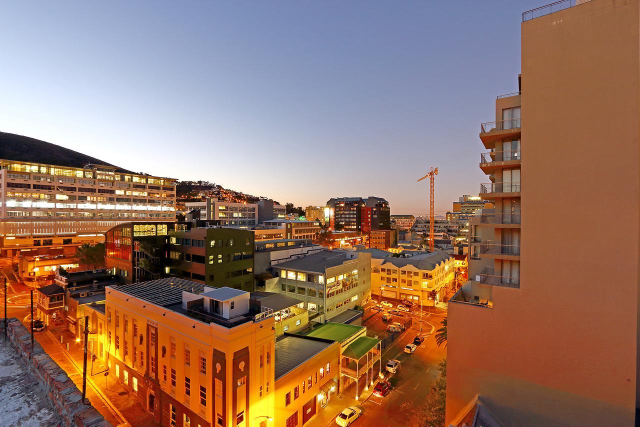 The Rhino Hotel & Apartments Kapstaden Exteriör bild